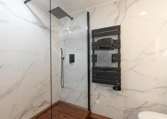 דירה Le Refuge Contemporain שאמברי